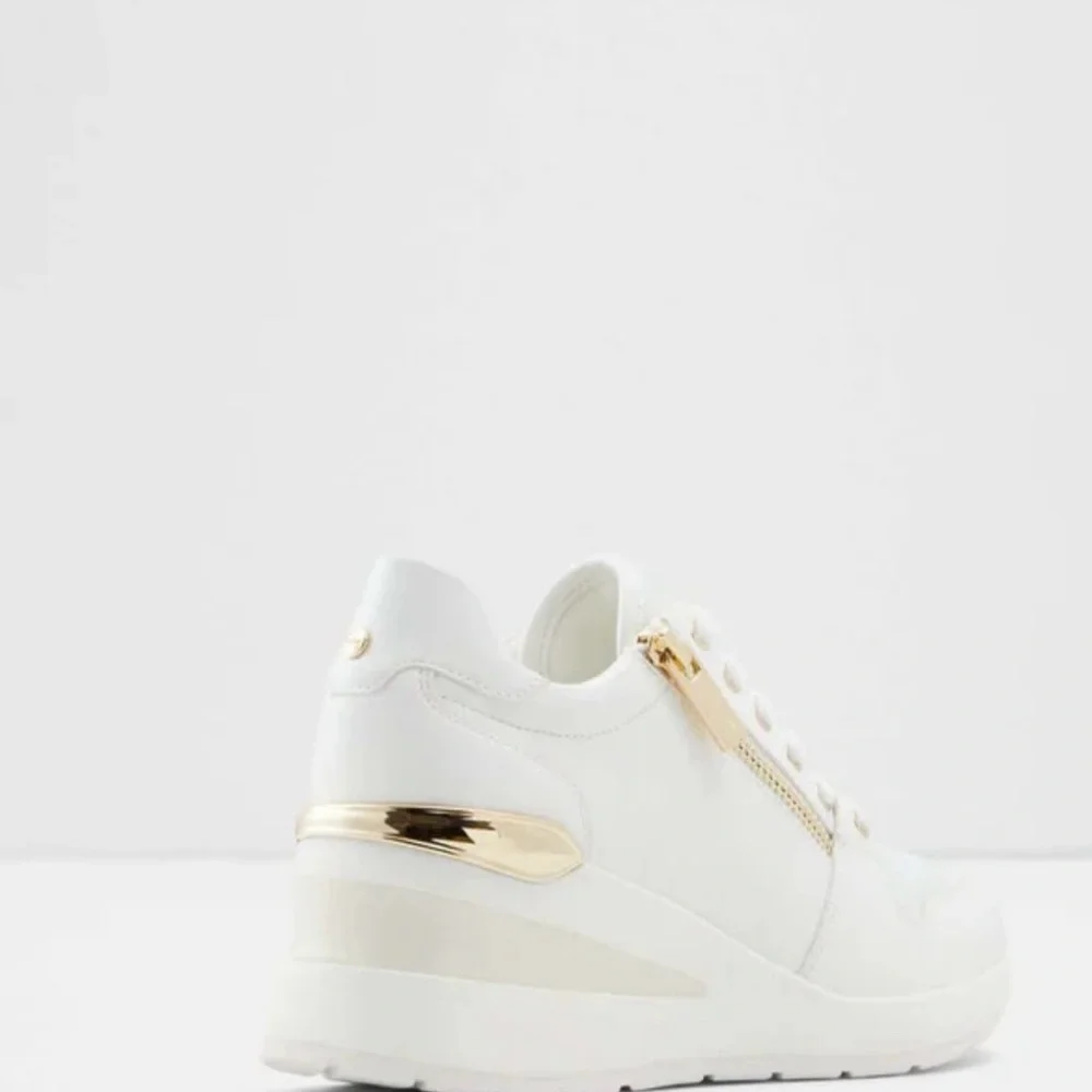 Aldo Adwiwia Women's Trainers
Trainers Wedge Sneakers Gold Outline Zipper Size 9 - Picture 4 of 13